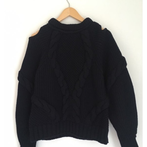 Alexander McQueen cold shoulder cable knit sweater - Picture 7 of 8